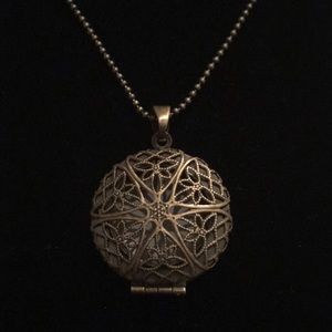 Antique Bronze Essential Oil Defuser Locket